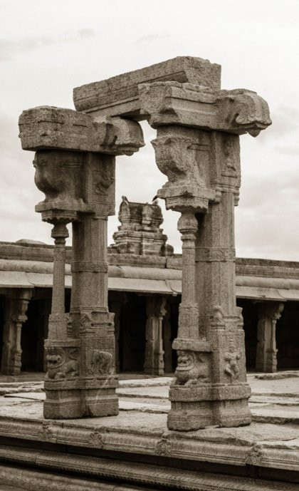 Lepakshi templi rippuv sammas