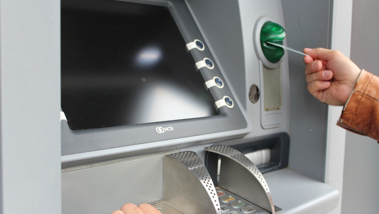 Swedbank uuendab sularahaautomaatide võrgustikku