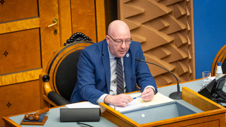 Riigikogu teise aseesimehena jätkab Arvo Aller